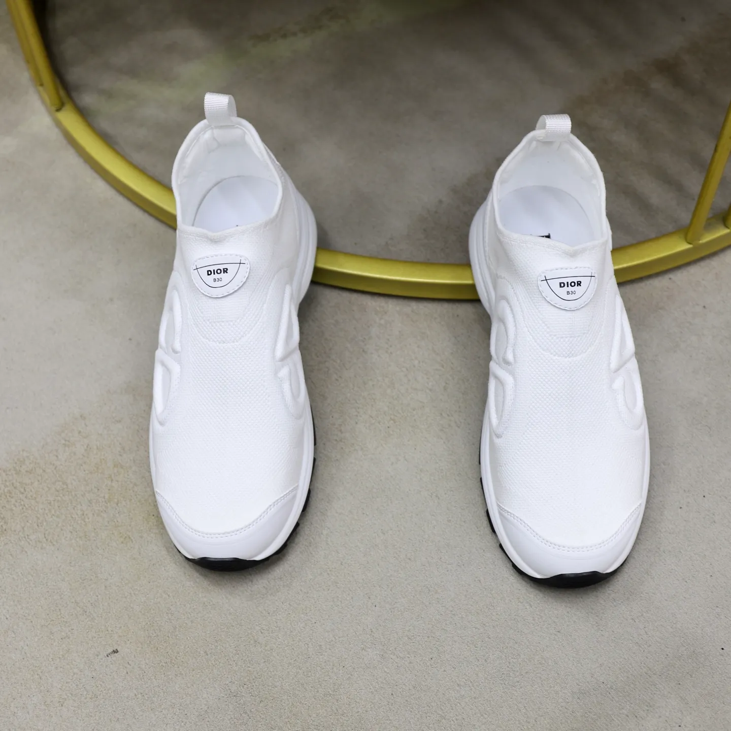 Men's shoes: 520💰Dior Dior B30 latest hot model shipped, original 1:1 manufacturing ▪️ Fabric: Original custom fly woven ▪️ Lining: Imported breathable mesh ▪️ Sole: Original molded non-slip outsole ▪️ Size: 38-46 (45, 46 custom-made, non-refundable)